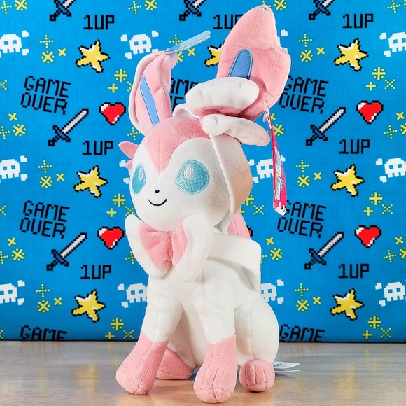 Jazwares Pokemon Sylveon 9" Collectible GameStop Exclusive Plush HTF & NWT - Picture 6 of 10